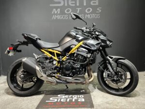 Z900