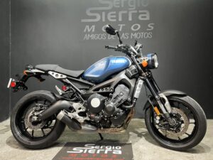 XSR900
